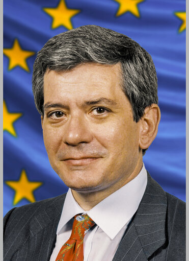 Fotogrāfija 2: Enrique BARON CRESPO  President of the European Parliament from July 1989 until January 1992