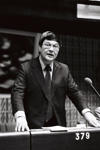 Photo 3: Plenary session in Strasbourg in January 1980