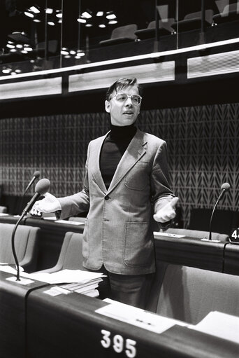 Fotografi 5: Olaf SCHWENCKE during a plenary session in Strasbourg in November 1979.