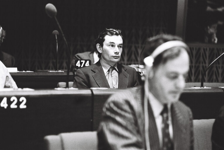 Fotografija 4: The MEP Lord O'HAGAN during a session in the hemicycle of Strasbourg in November 1979.