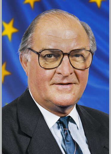 Fotogrāfija 4: Henry Lord PLUMB -  President of the European Parliament from January 1987 until July 1989