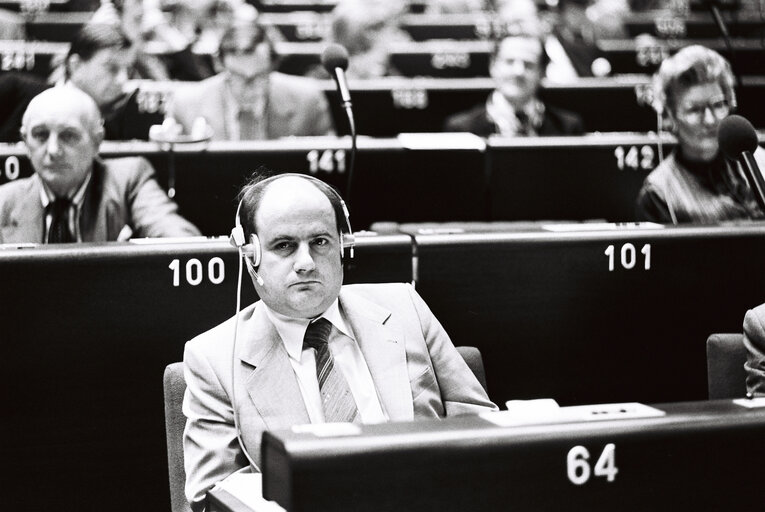 The MEP John Mark TAYLOR during a session in the hemicycle of Strasbourg in November 1979.