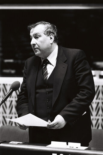 Photo 4: Plenary session in Strasbourg in January 1980