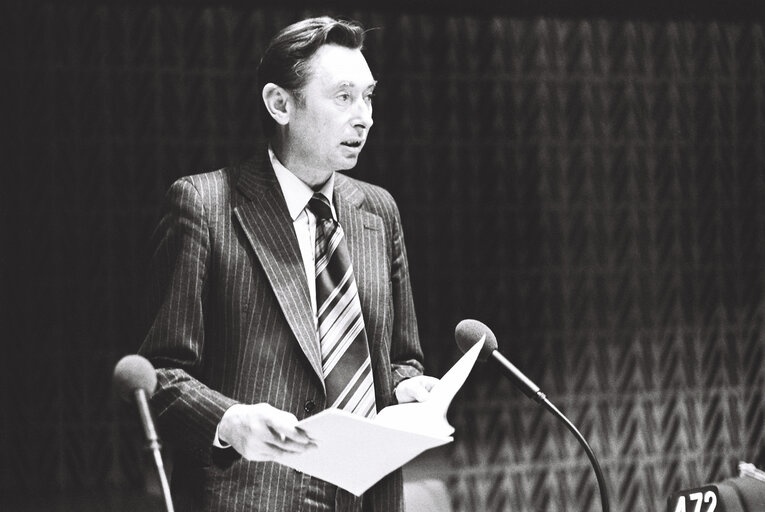 The MEP Alan R. TYRRELL during a plenary session in Strasbourg in November 1979.