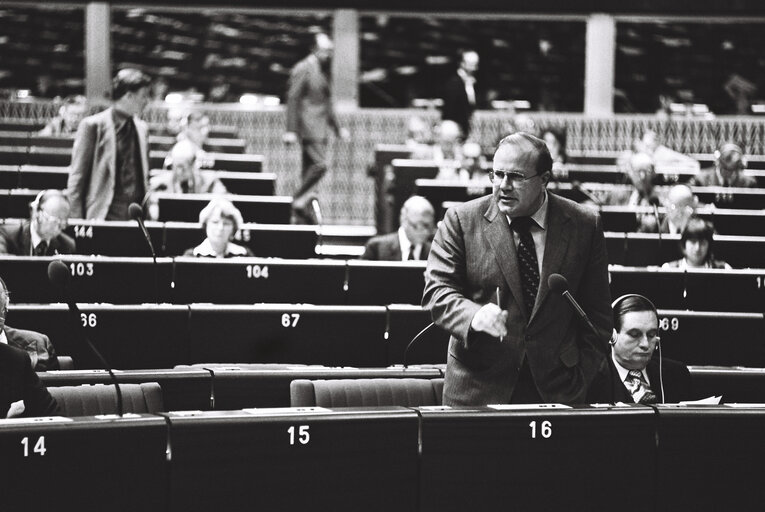 The MEP Martin BANGEMANN during a session in the hemicycle of Strasbourg in November 1979.