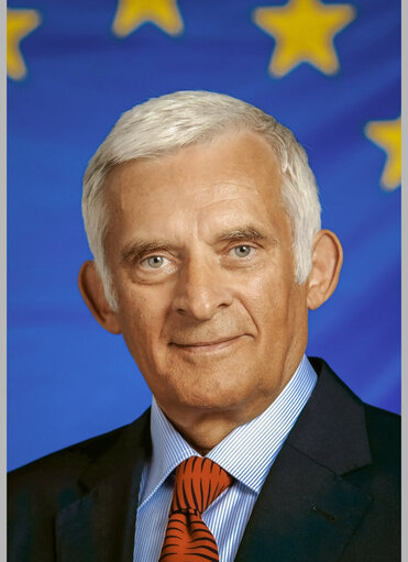 Fotogrāfija 5: Jerzy BUZEK  President of the European Parliament from July 2009 until January 2012