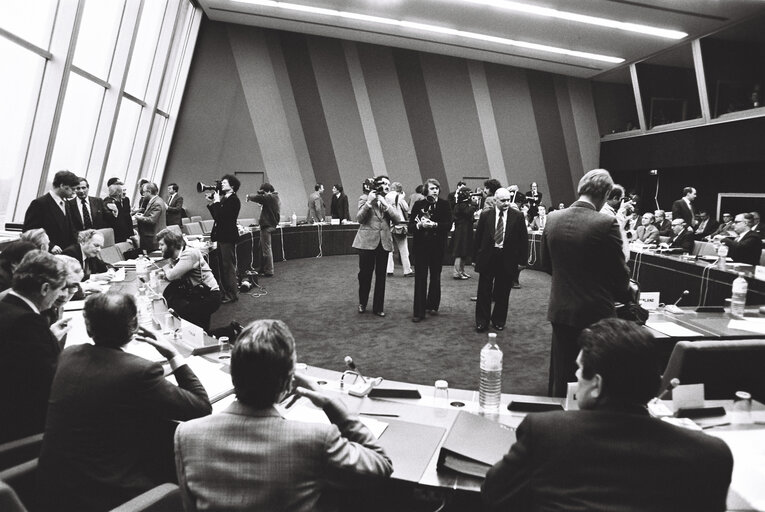 Foto 4: Plenary session in Strasbourg in December 1979.Meeting