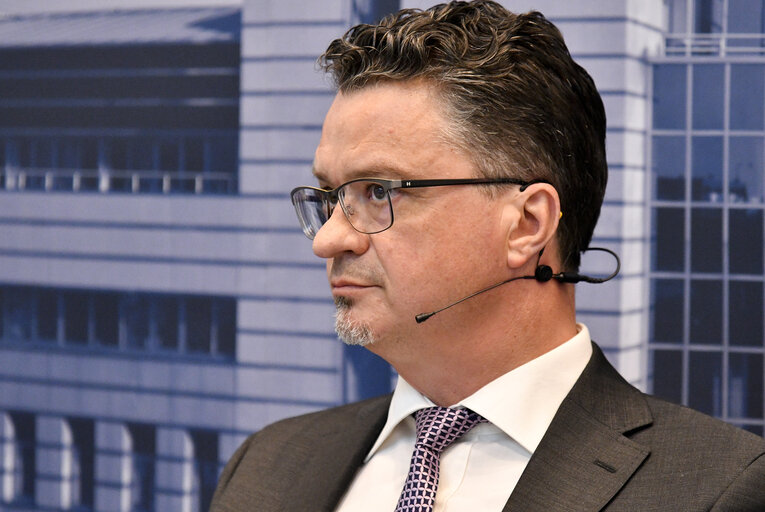 Fotó 19: The European Parliament: Institutional Dynamics and Political Change