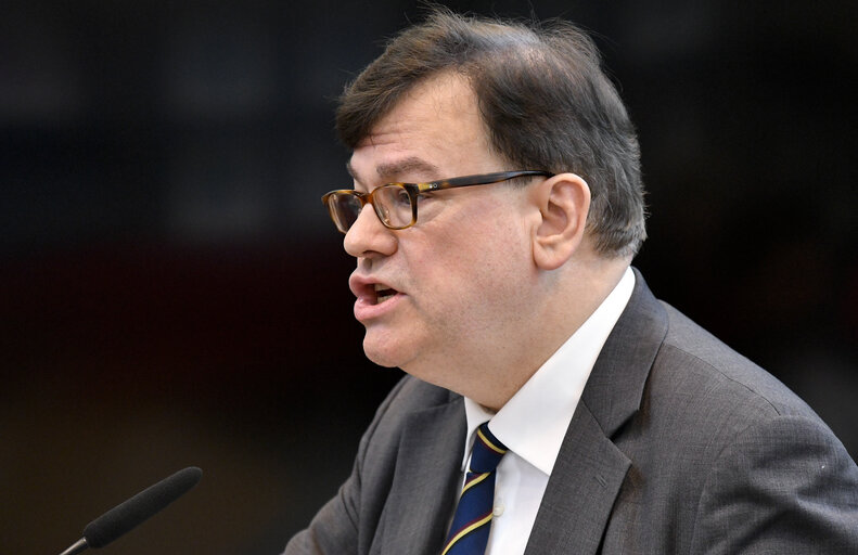 Fotó 18: The European Parliament: Institutional Dynamics and Political Change