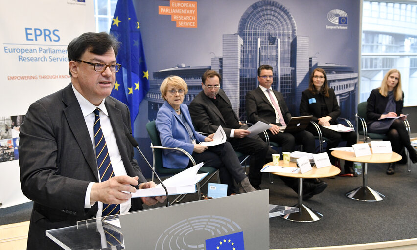 The European Parliament: Institutional Dynamics and Political Change