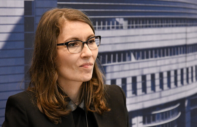 Fotó 12: The European Parliament: Institutional Dynamics and Political Change