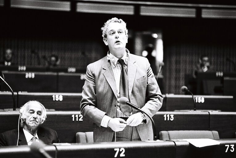 Fotografija 49: Plenary Session in Strasbourg on June 1977