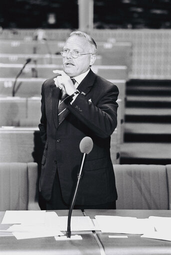 Fotogrāfija 7: Plenary Session in Strasbourg on June 1977