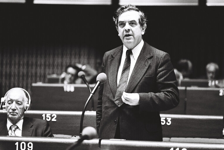 Fotogrāfija 34: Plenary Session in Strasbourg on June 1977