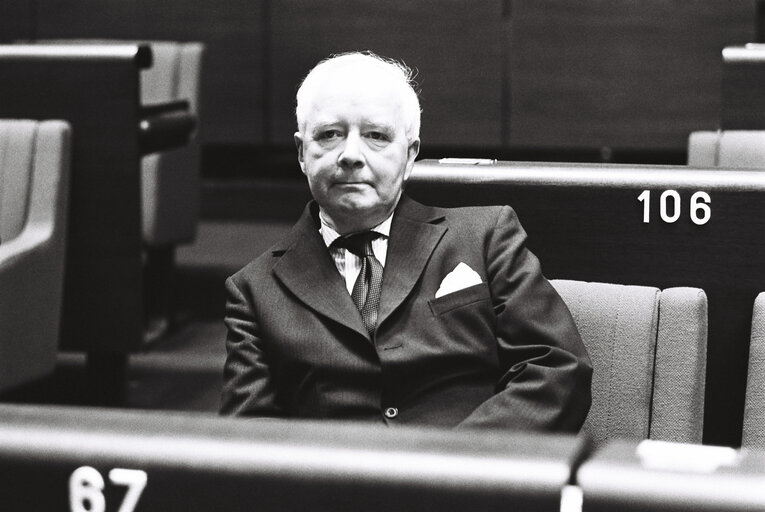 Fotogrāfija 15: Plenary Session in Strasbourg on June 1977