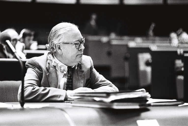 Fotogrāfija 2: Plenary Session in Strasbourg on June 1977