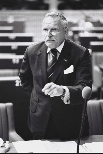 Fotogrāfija 16: Plenary Session in Strasbourg on June 1977