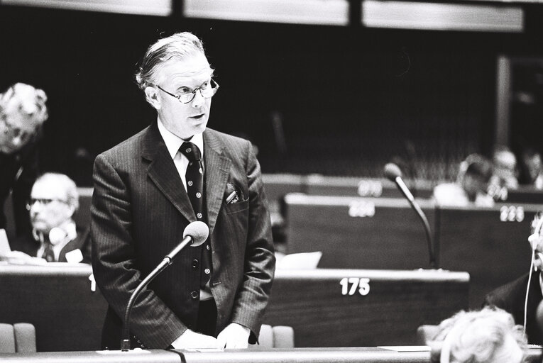 Fotogrāfija 29: Plenary Session in Strasbourg on June 1977