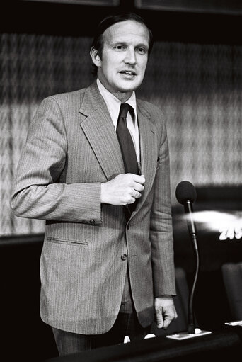 Fotografija 10: Plenary Session in Strasbourg on June 1977