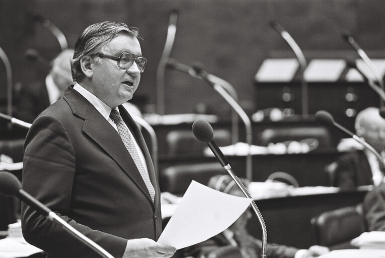 Fotografija 35: Plenary Session in Luxembourg on July 1977