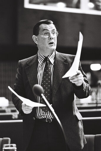 Fotografija 28: Plenary Session in Strasbourg on June 1977