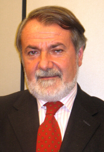 Φωτογραφία 32: MAYOR OREJA Jaime MEP - 7th Parliamentary Term.