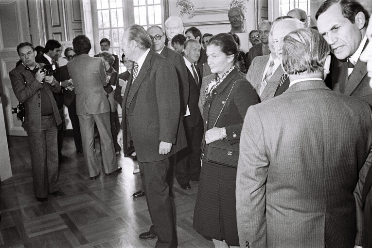 Φωτογραφία 14: Simone VEIL EP President visit an exhibition