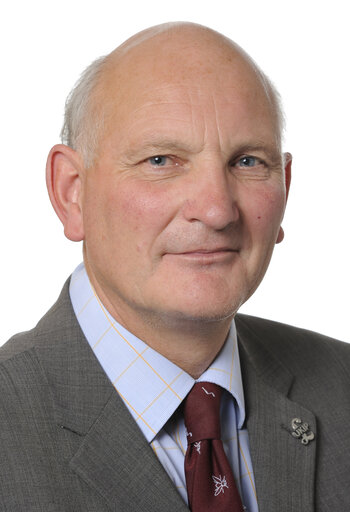 Fotogrāfija 1: AGNEW Stuart MEP - 7th Parliamentary Term