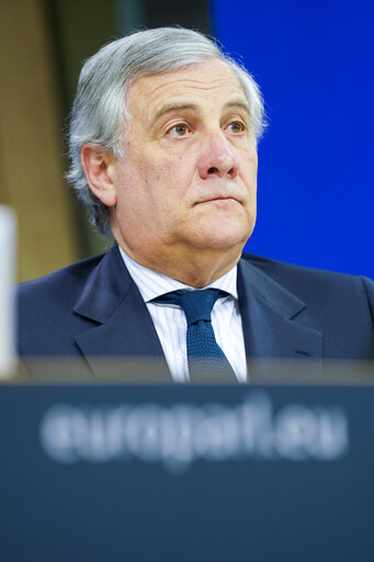 Fotografi 34: EP President press conference with Prof. Cognetti and European football coaches on health and sports