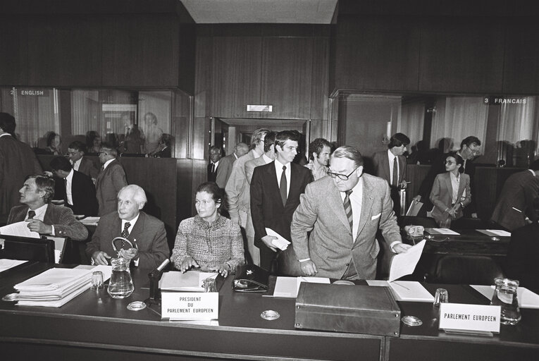 Photo 8 : Meeting september 1979.Boulevard de l'Empereur Bruxelles - Council meets Parliament delegation