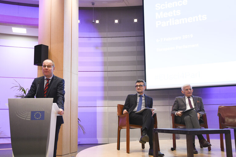 Fotografia 17: Science Week at the European Parliament - ' The Role of Science in 21st Century Policy-Making '