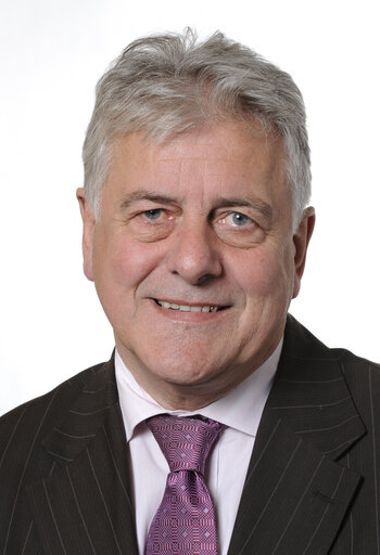 Foto 9: NICHOLSON James MEP - 7th Parliamentary Term.