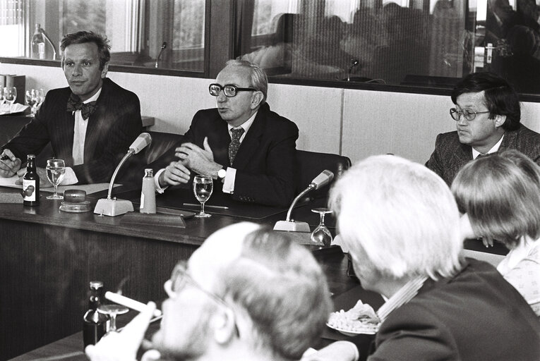 Nuotrauka 2: Meetings in Luxembourg in September 1977