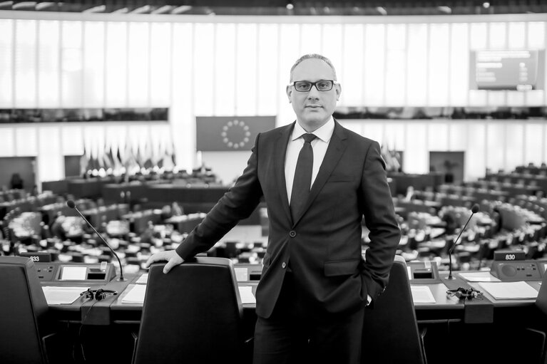 Fotografia 14: Ismail ERTUG in the EP in Strasbourg