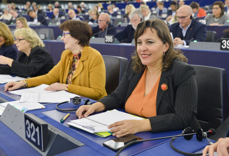 Photo 6 : Ana MIRANDA in the EP in Strasbourg