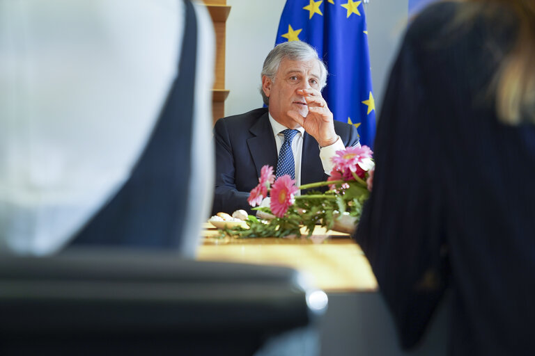 Fotografija 4: Antonio TAJANI - EP President meets with representatives of the ' Me Too movement ' - #metoo