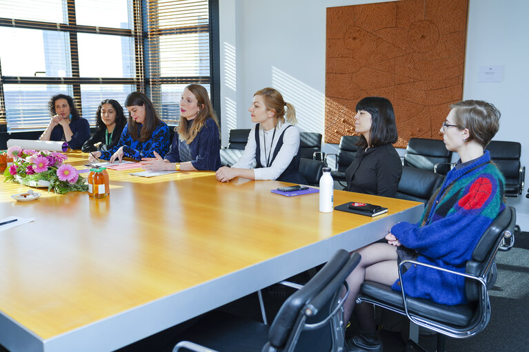 Fotografija 8: Antonio TAJANI - EP President meets with representatives of the ' Me Too movement ' - #metoo