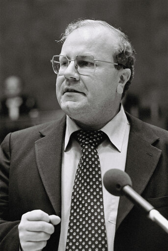 Fotografia 2: Plenary session in Luxembourg on October 1977