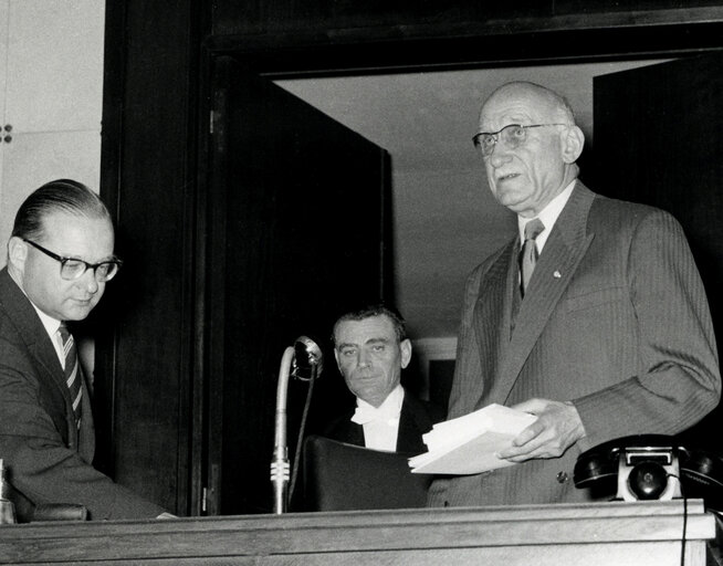 Снимка 3: During the Constitutive session of the new European Parliamentary Assembly on the 19th of March 1958