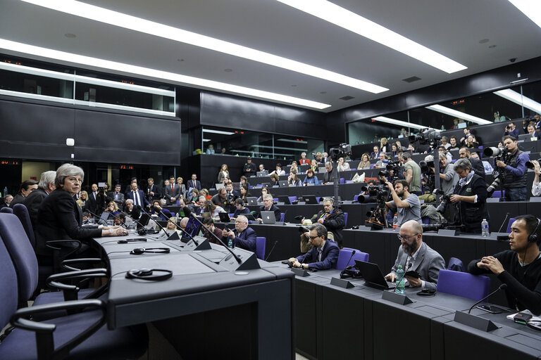 Billede 11: Press conference by Jean-Claude JUNCKER, EC President and by Theresa MAY, British Prime Minister following their meeting: opening remarks by Theresa MAY, British Prime Minister