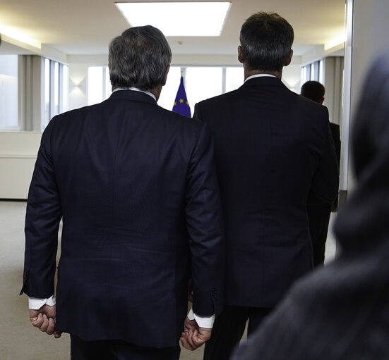 Photo 6 : Antonio TAJANI - EP President meets with Jens STOLTENBERG - NATO Secretary General