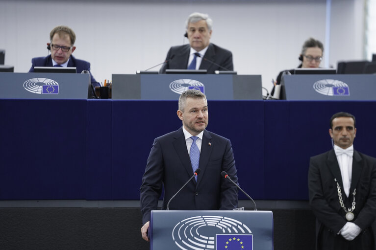 Fotografia 13: Plenary session - Debate with the Prime Minister of Slovakia, Peter Pellegrini, on the Future of Europe