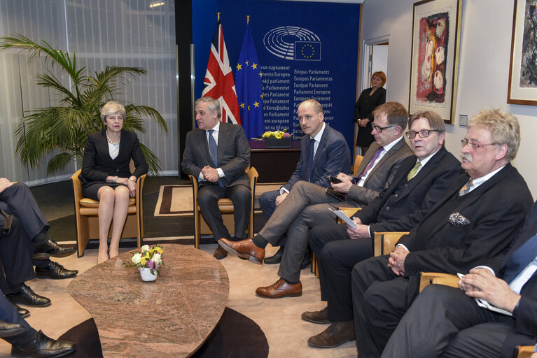 Photo 11 : Antonio TAJANI, EP President meets with Theresa MAY, British Prime Minister