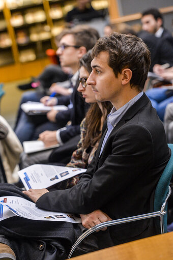 Foto 5: EPRS round table discussion - Roadmap for the future of Europe: Migration and borders.