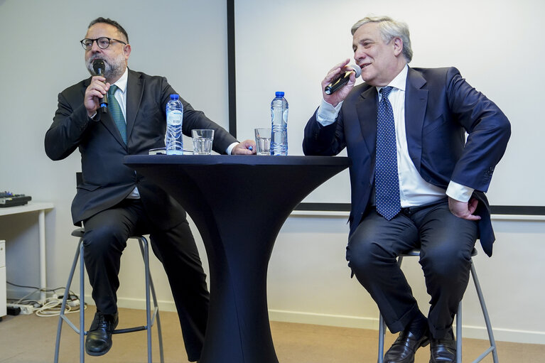 Photo 25: Antonio TAJANI, EP President meets with alumni from Italian universities