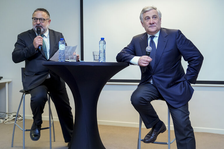 Photo 26: Antonio TAJANI, EP President meets with alumni from Italian universities