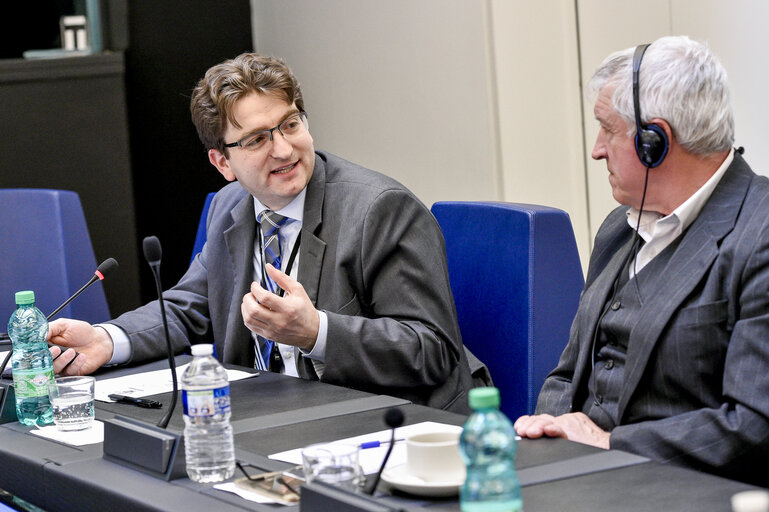 Fotografie 1: ALDE round table discussion - European Identity & National Identity