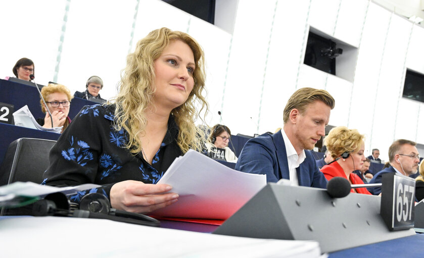 Valokuva 1: Nadja HIRSCH in the EP in Strasbourg