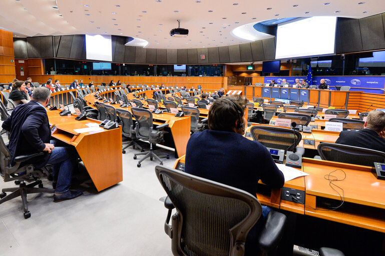 Φωτογραφία 5: SEDE committee meeting. Exchange of views with Lieutenant General Esa PUKKINEN, Director General of the EU Military Staff