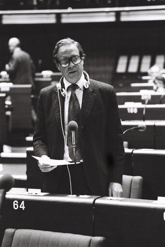 The MEP Sir Jack STEWART-CLARK during a session in Strasbourg in May 1980.